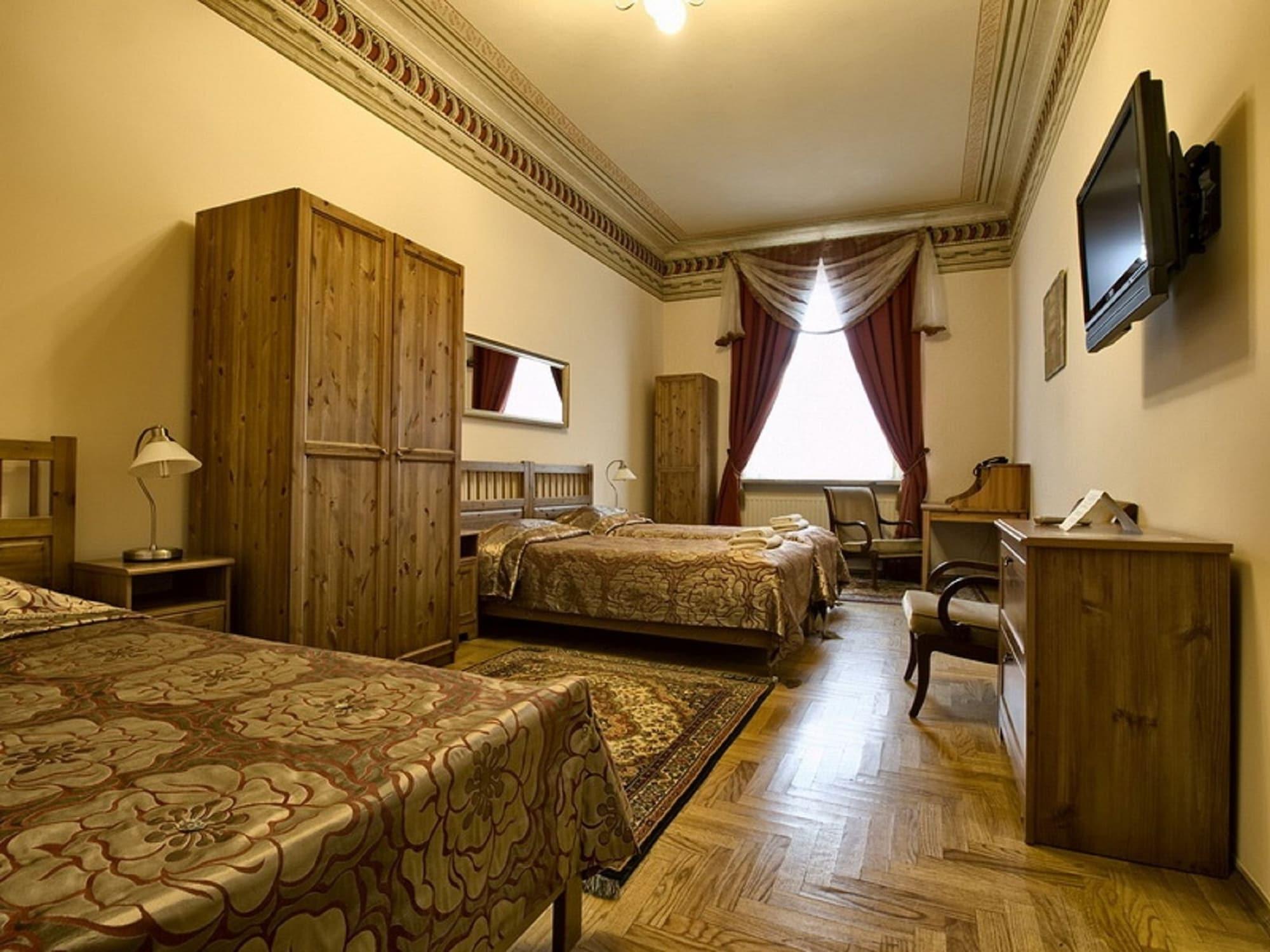 Hotel Mikolaj Krasków Rum bild